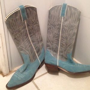 COPY - Gently worn light blue cowboy boots